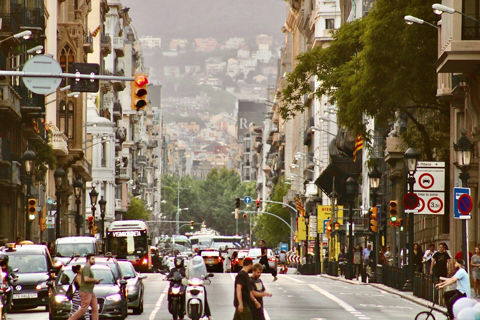 Barcelona — Photo by Jorge Fernández Salas on Unsplash
